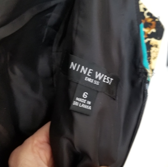 Fun floral print dress - Picture 6 of 8